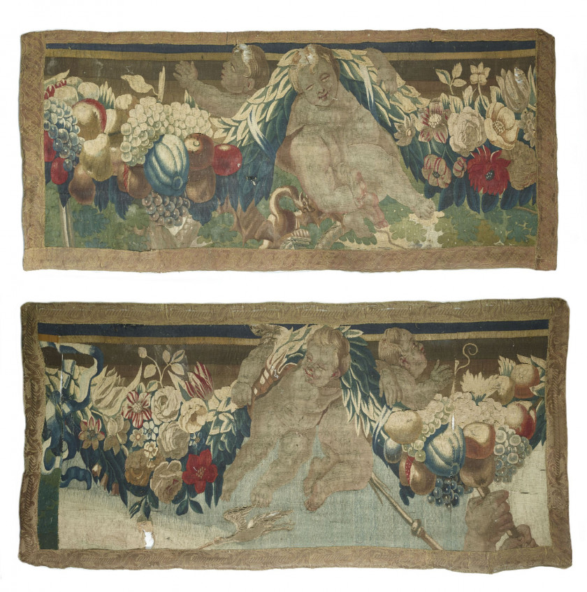 DEUX FRAGMENTS DE TAPISSERIE, FLANDRES, XVIIe SIÈCLE