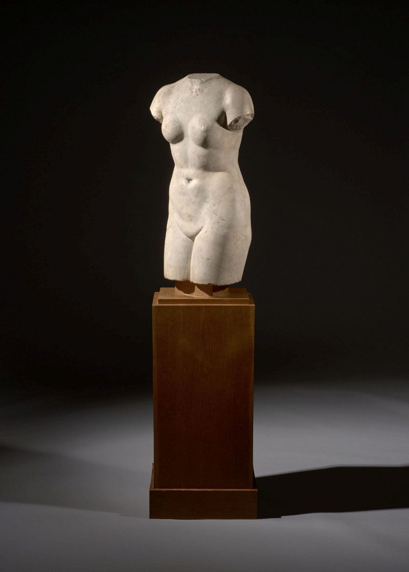 TORSE D'APHRODITE DU TYPE DE TAURIDE Art romain du Ier - IIe siècle après J.-C., d'après un modèle hellénistique du IVe-IIIe siècle...