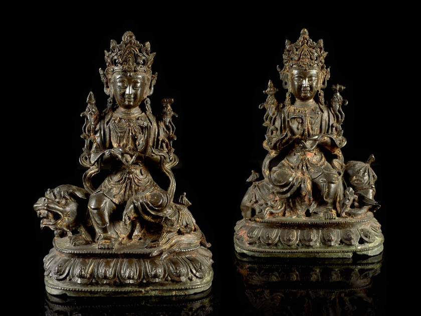 PAIRE DE STATUETTES DE BODHISATTVA EN BRONZE, CHINE, DYNASTIE MING, XVIe-XVIIe SIÈCLE