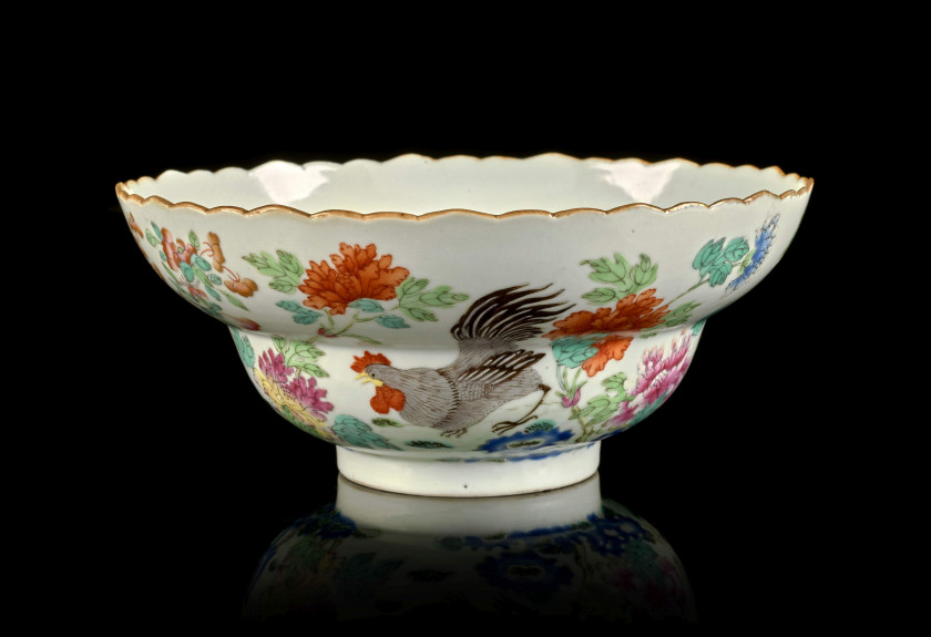 BOL EN PORCELAINE POLYCHROME, CHINE, DYNASTIE QING, ÉPOQUE GAUNGXU (1875-1908)