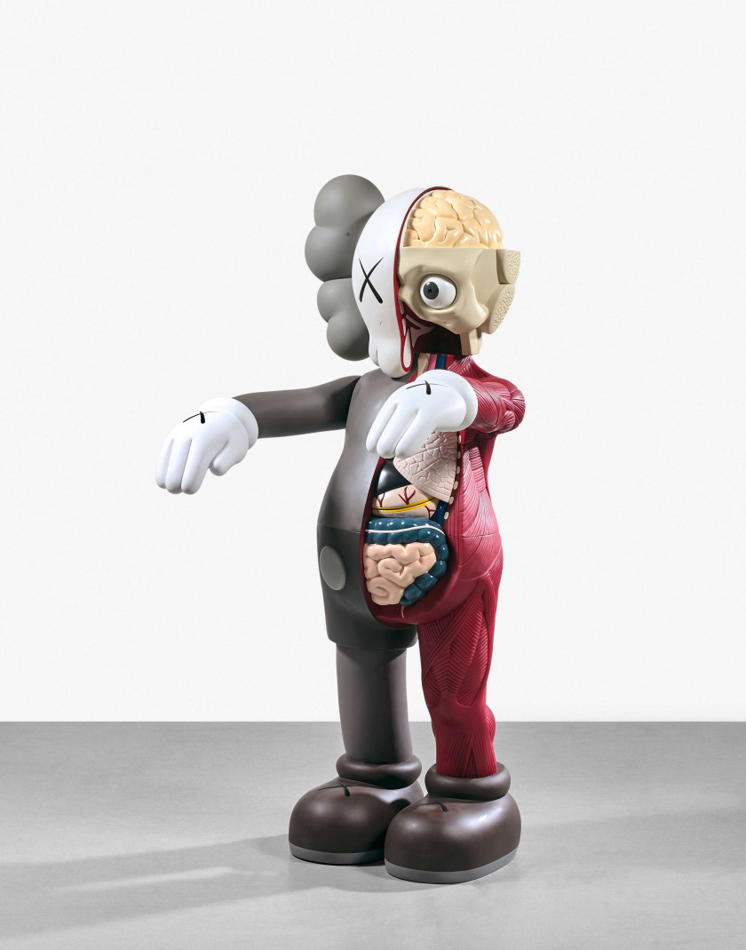 KAWS (Américain - Né en 1974) 4 Foot Dissected companion (brown) - 2009 Sculpture en vinyle peinte