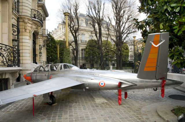 FOUGA CM 170 MAGISTER Une légende de l'aviation civile et militaire Constructeur : Aerospatiale Potez Air Fouga, mai 1966.Caractéristiq