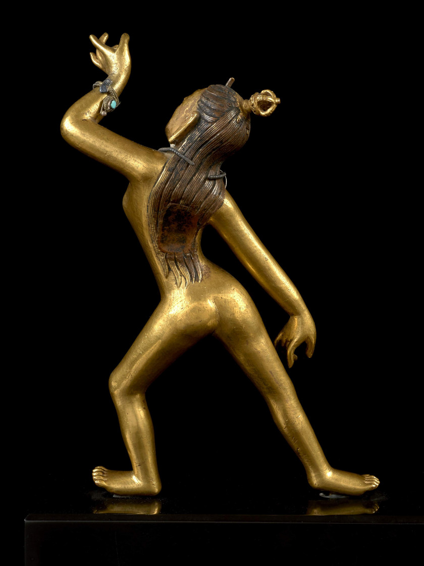 RARE STATUETTE DE DAKINI VAJRAYOGINI EN BRONZE DORÉ, TIBET, XVIIe-XVIIIe SIÈCLE