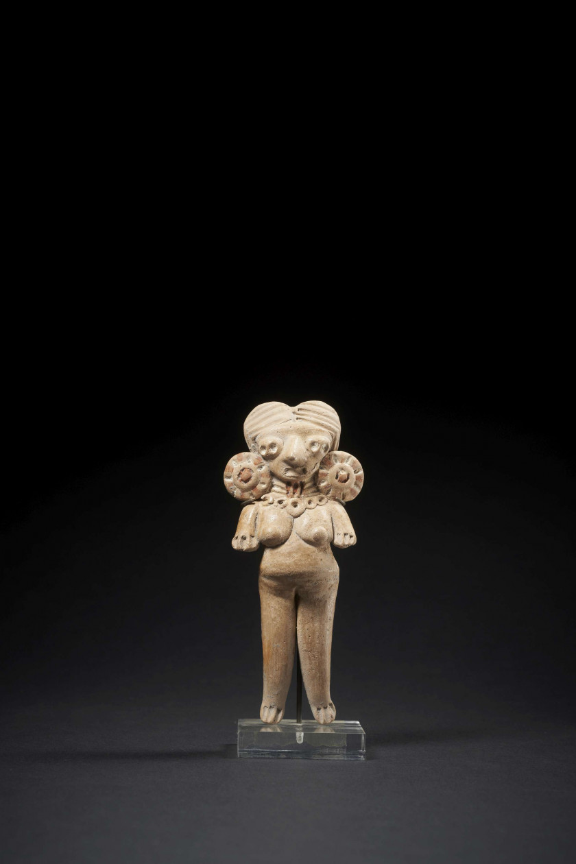 PETITE VÉNUS NUE, DEBOUT Culture Michoacán, Mexique occidental Période protoclassique 100 av. J.-C.-250 ap. J.-C.