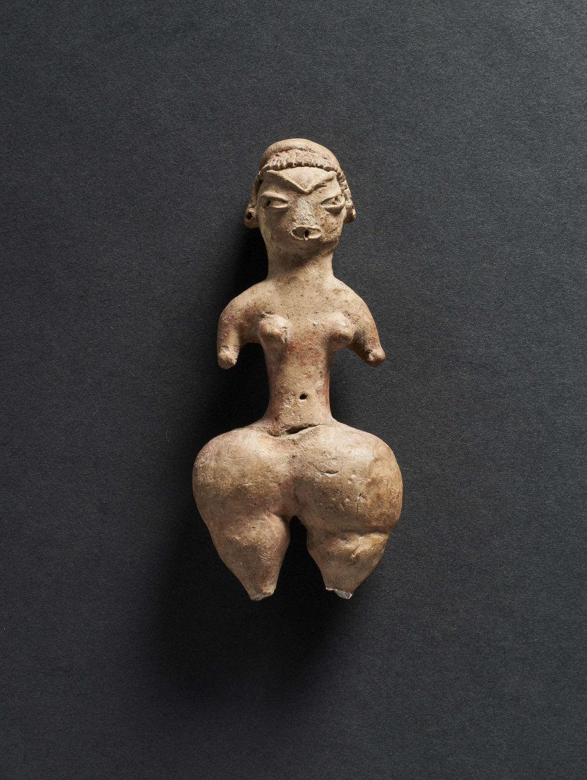 PETITE VÉNUS CALLIPYGE Culture Tlatilco, Haut plateau du Mexique Période préclassique 1200-900 av. J.-C.