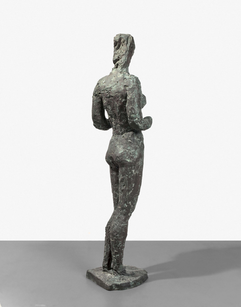 ETIENNE-MARTIN 1913 - 1995 La femme debout - 1935-1988 Bronze à patine verte