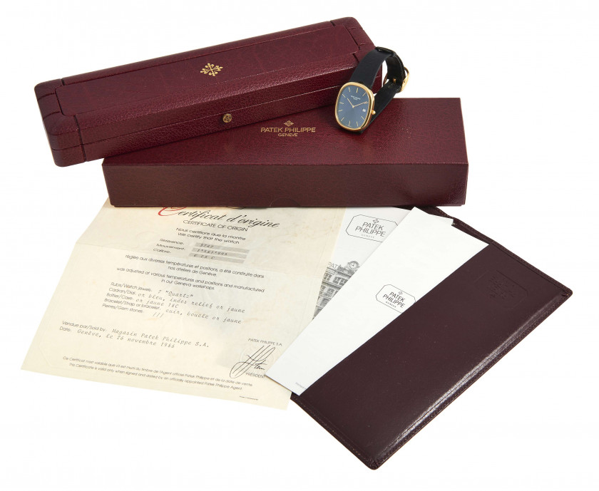 PATEK PHILIPPE  Ellipse "Grand Modèle", ref. 3747, n° 1581995