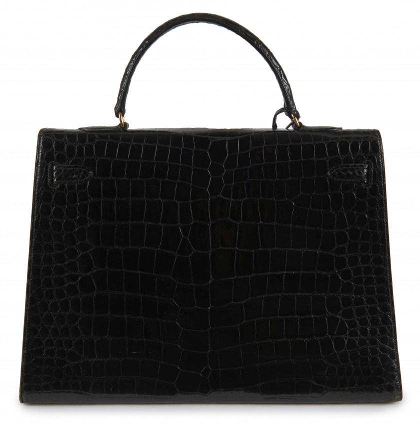 HERMÈS  Sac KELLY Sellier 35 Crocodile d'estuaire lisse noir (Crocodylus porosus) I/A Pré-Convention Garniture métal plaqué...