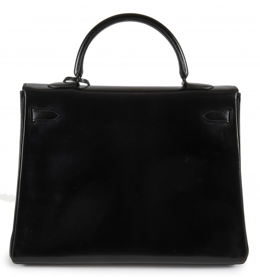 HERMÈS Édition limitée 2010  Sac KELLY SO BLACK 35 Box noir Garniture métal chromé noir  KELLY SO BLACK 35 bag Bla...