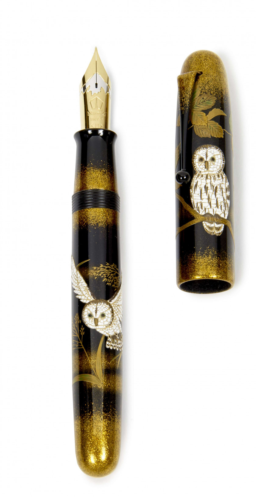 NAMIKI Hibou Stylo plume Empereur, en ébonite revêtue de laque japonaise urushi, et un superbe travail de coquille d'œuf. Décor...