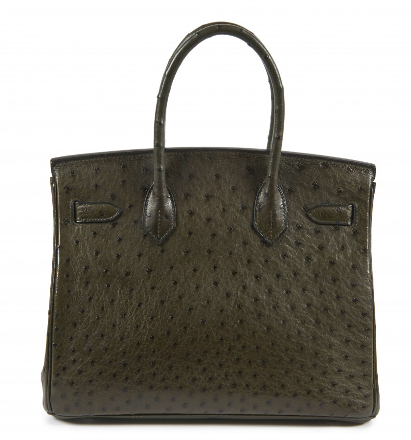 HERMÈS 2007  Sac BIRKIN 30 Autruche kaki (Struthio camelus) NR Garniture métal argenté palladié  BIRKIN 30 bag Kaki...