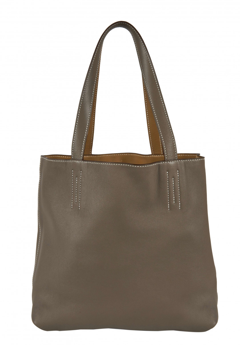 HERMÈS 2012  Sac DOUBLE SENS Veau Sikkim gris réversible caramel Piqué sellier blanc  DOUBLE SENS bag Grey reversibl...