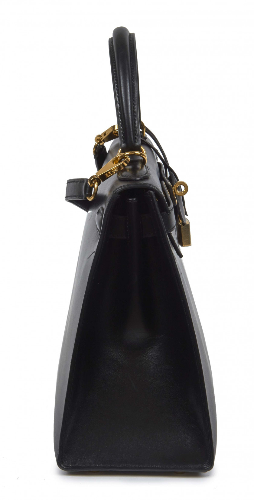 HERMÈS  Sac KELLY Sellier 28 Box noir Garniture métal plaqué or  KELLY Sellier 28 bag Black box calfskin leather Gil...