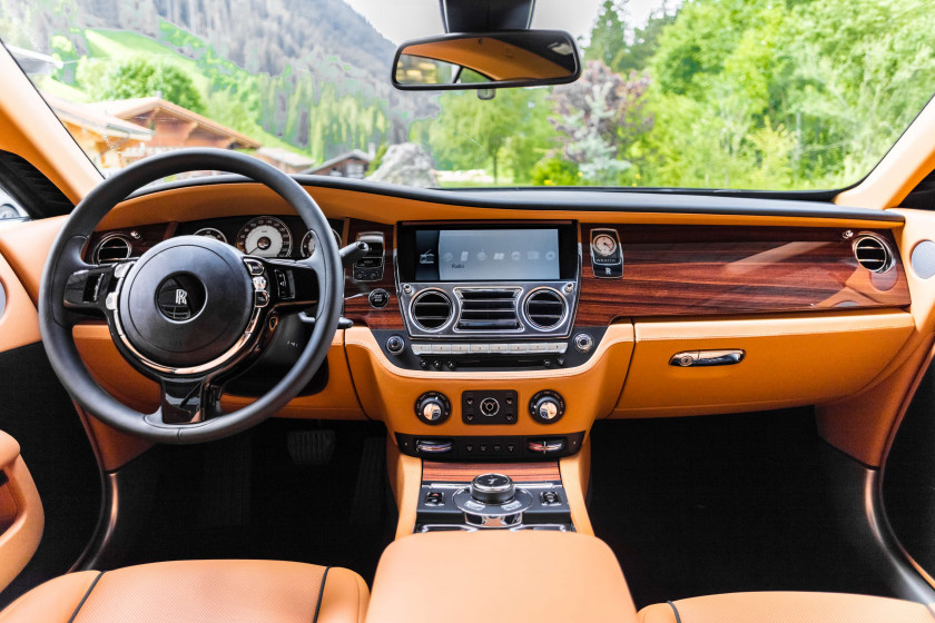¤ 2014 Rolls-Royce Wraith Titre de circulation SuisseChâssis n°UX77591- Options exceptionnelles désirables- Superbe combinaison de coul