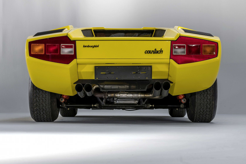 1975 Lamborghini LP400 Countach "Periscopio"
