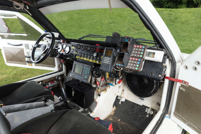 1989 Mitsubishi Pajero L040 Paris-Dakar  No reserve
