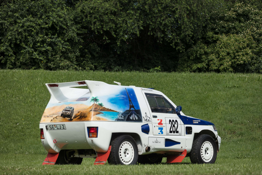1989 Mitsubishi Pajero L040 Paris-Dakar  No reserve