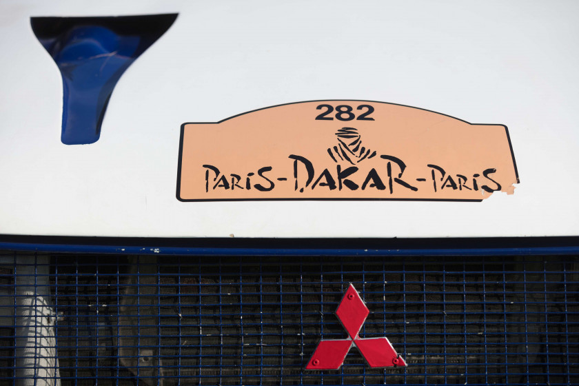 1989 Mitsubishi Pajero L040 Paris-Dakar  No reserve