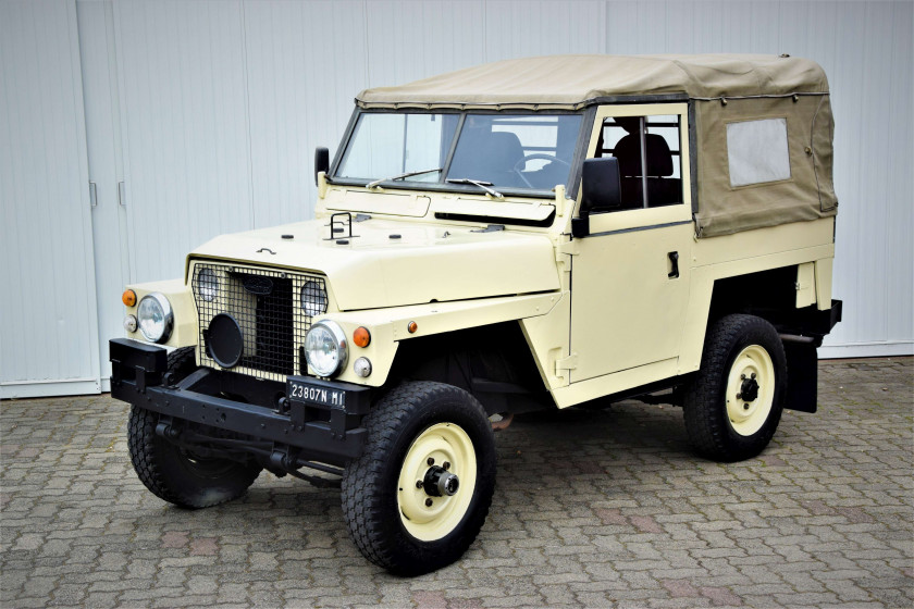 1975 Land Rover Série 3 Lightweight Half Tone  No reserve