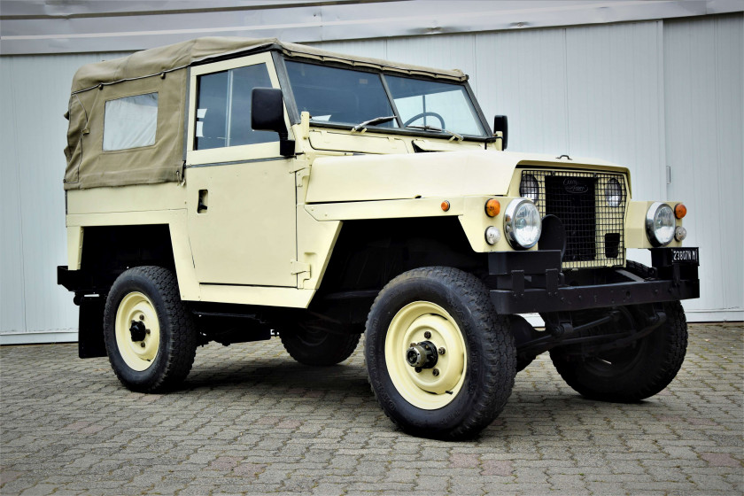 1975 Land Rover Série 3 Lightweight Half Tone  No reserve