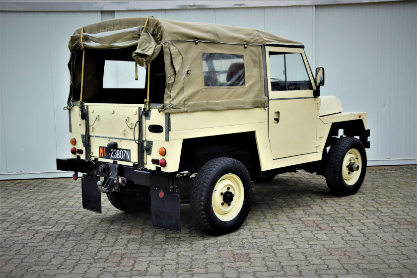 1975 Land Rover Série 3 Lightweight Half Tone  No reserve