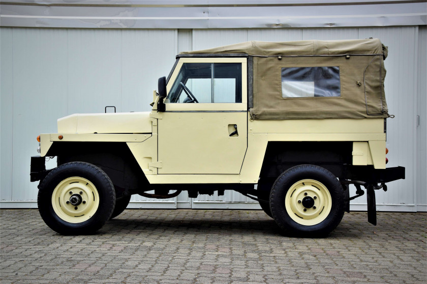 1975 Land Rover Série 3 Lightweight Half Tone  No reserve