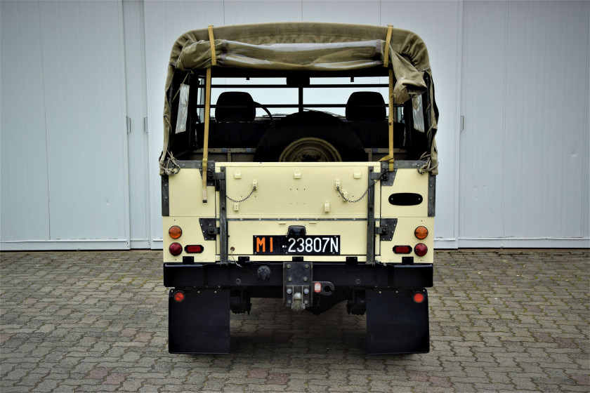 1975 Land Rover Série 3 Lightweight Half Tone  No reserve