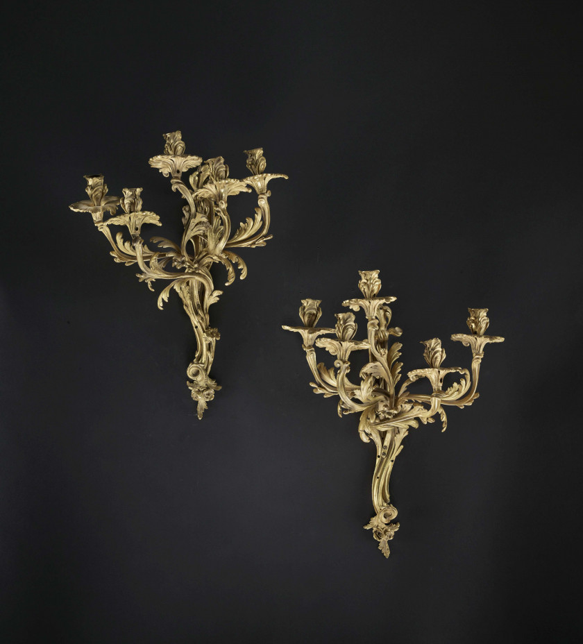 PAIRE D'APPLIQUES DE STYLE LOUIS XV Par Henri Vian (1860-1905)