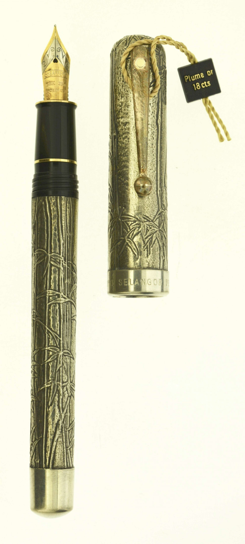 SHEAFFER Royal Selangor, stylo plume en étain avec un décor de bambou. Plume en or 18 carats moyenne, remplissage cartouche ou con...