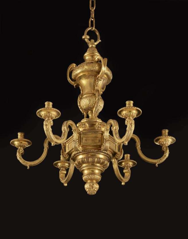 LUSTRE DE STYLE LOUIS XIV Dans le goût d'André Charles Boulle (1642-1732)