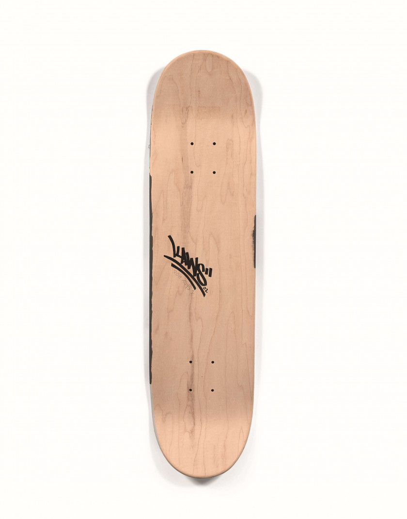 KAWS Américain - Né en 1974 Sans titre - 2002 Acrylique et marqueur sur planche de skate