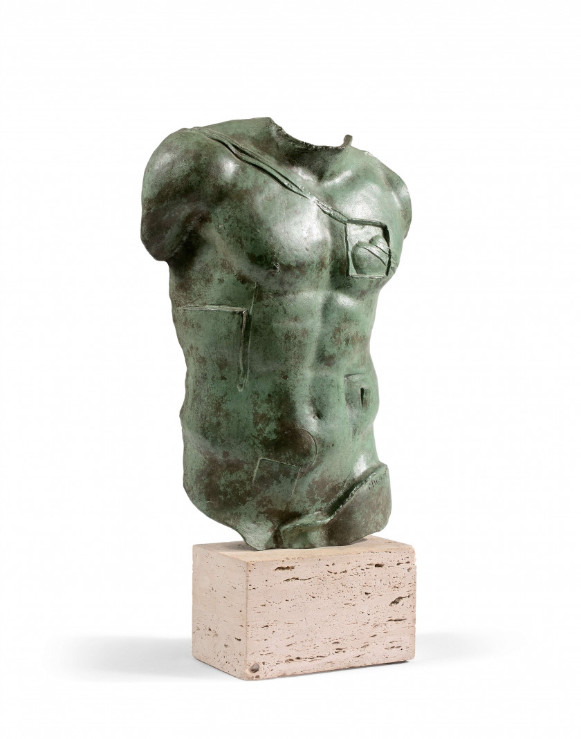 Igor MITORAJ 1944 - 2014 Perseus - 1988 Bronze à patine verte et marbre