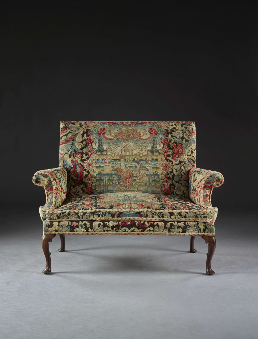CANAPÉ D'ÉPOQUE GEORGE II