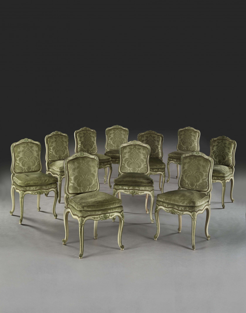 SUITE DE DIX CHAISES À LA REINE DE STYLE LOUIS XV