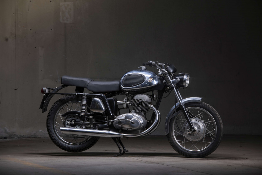 1971 MV Agusta 250 Bicilindrica  No reserve - Sans réserve