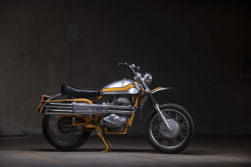 1972 MV Agusta 350 B Scrambler  No reserve - Sans reserve