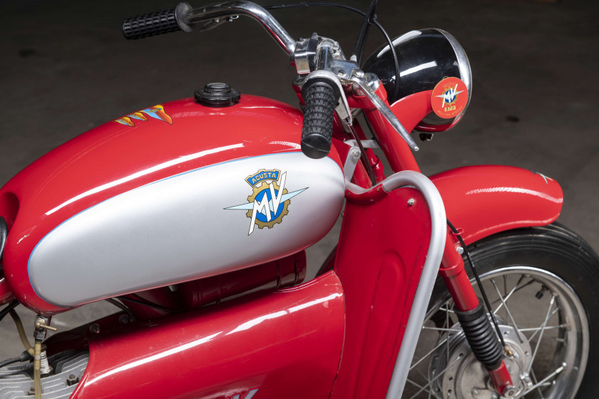 c.1955 MV Agusta 125 Pullman avec pare-jambes  No reserve - Sans réserve
