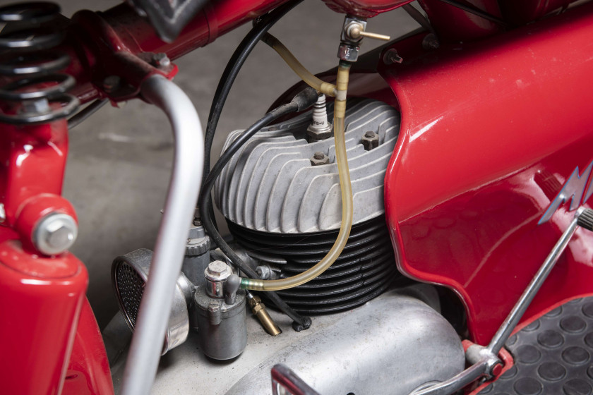 c.1955 MV Agusta 125 Pullman avec pare-jambes  No reserve - Sans réserve