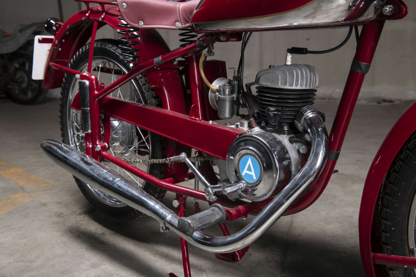 1953 MV Agusta 98 Turismo Lusso  No reserve - Sans réserve