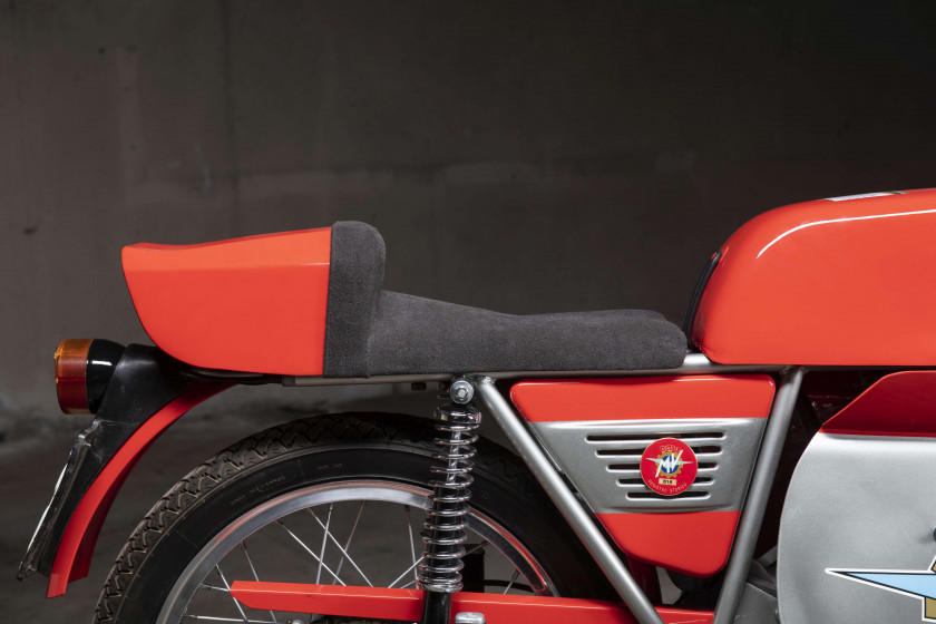 1975 MV Agusta 125 SE avec carénage  No reserve - Sans réserve