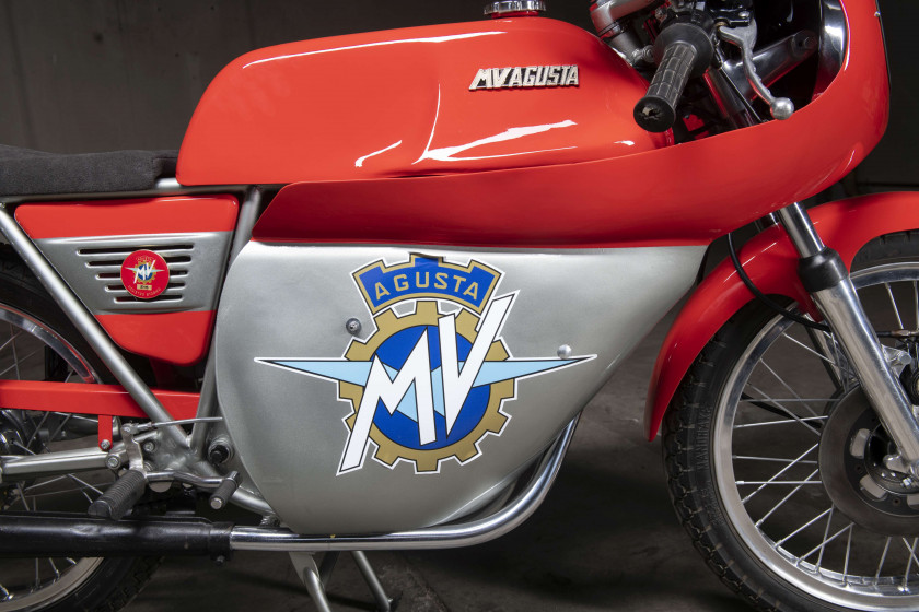 1975 MV Agusta 125 SE avec carénage  No reserve - Sans réserve