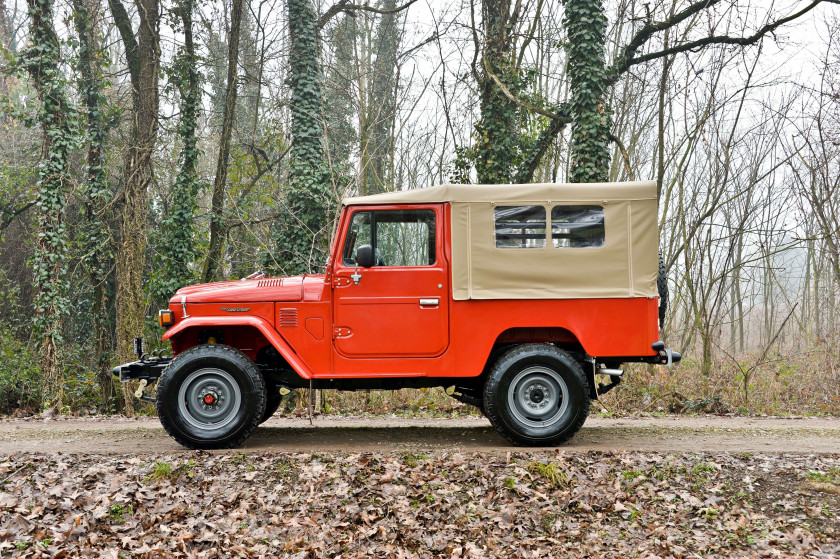 1984 Toyota Land Cruiser BJ 46 pick-up 8 places  No reserve