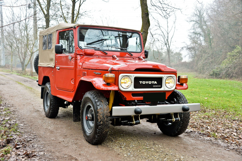 1984 Toyota Land Cruiser BJ 46 pick-up 8 places  No reserve