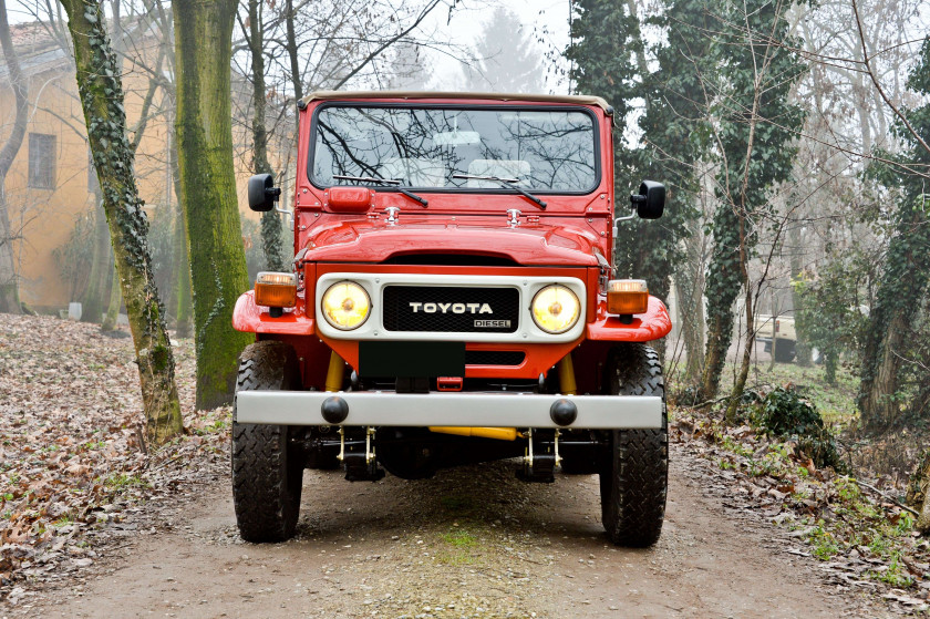 1984 Toyota Land Cruiser BJ 46 pick-up 8 places  No reserve