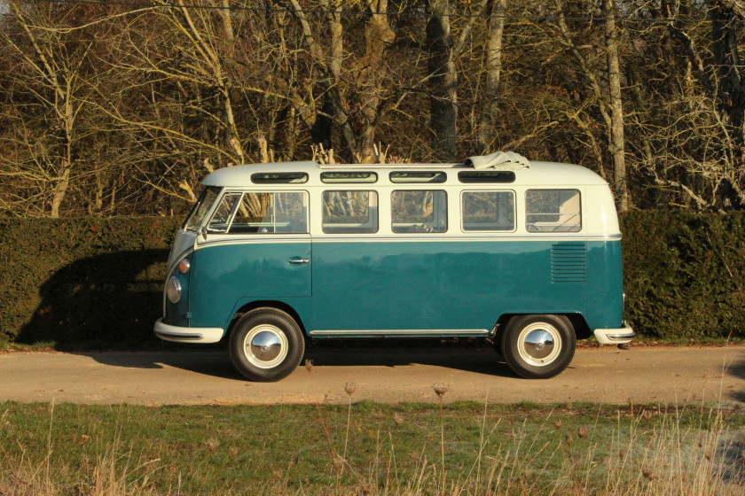 1964 Volkswagen Type 24 Combi "21 fenêtres"