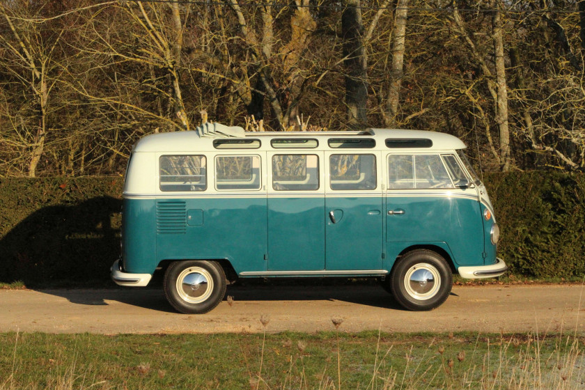 1964 Volkswagen Type 24 Combi "21 fenêtres"