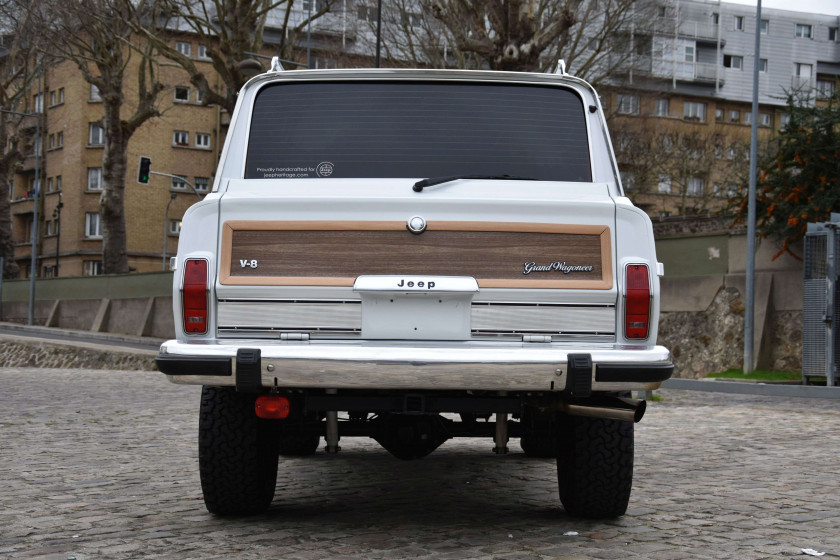 1990 Jeep Grand Wagoneer  No reserve