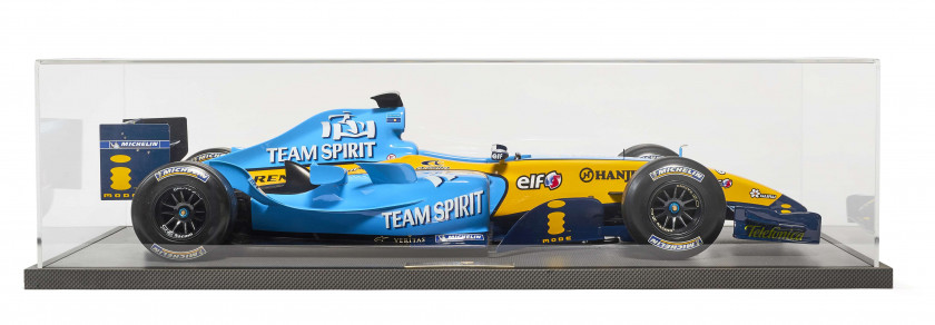 RENAULT F1 TEAM  Renault R24, à l'échelle 1/8ème, édition limitée