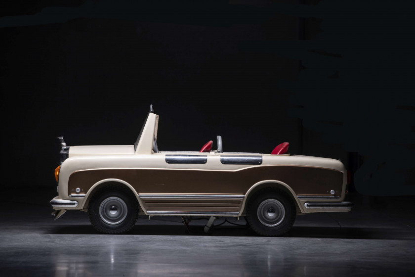L'AUTOPEDE - ROLLS-ROYCE CORNICHE  Voiturette de manège, Belgique, circa 1980