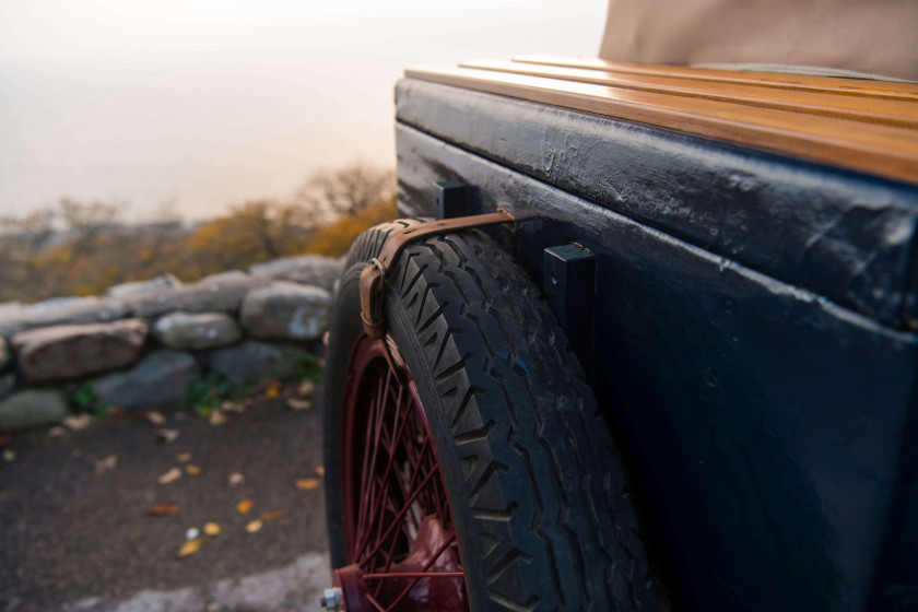 1925 Bugatti Type 23 " Brescia " cabriolet par Michel Bigatti